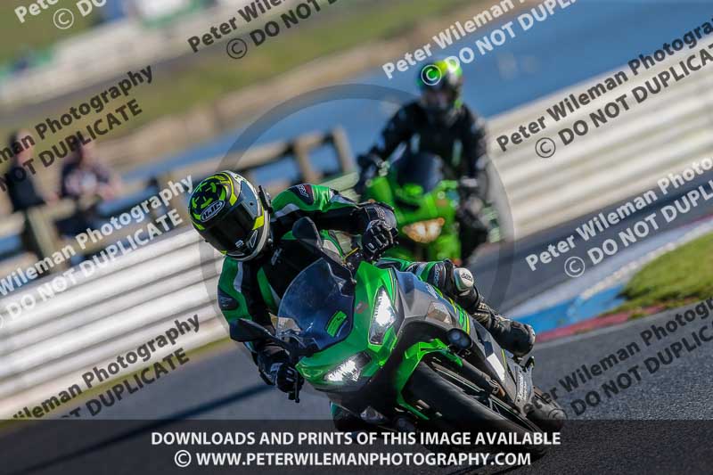 PJM Wedding Photography;enduro digital images;event digital images;eventdigitalimages;mallory park;mallory park photographs;mallory park trackday;mallory park trackday photographs;no limits trackdays;peter wileman photography;racing digital images;trackday digital images;trackday photos